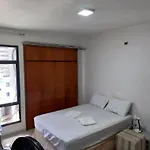 Apartamento inteiro 170m2 com 3 quartos - 100m da praia - check-in flexível