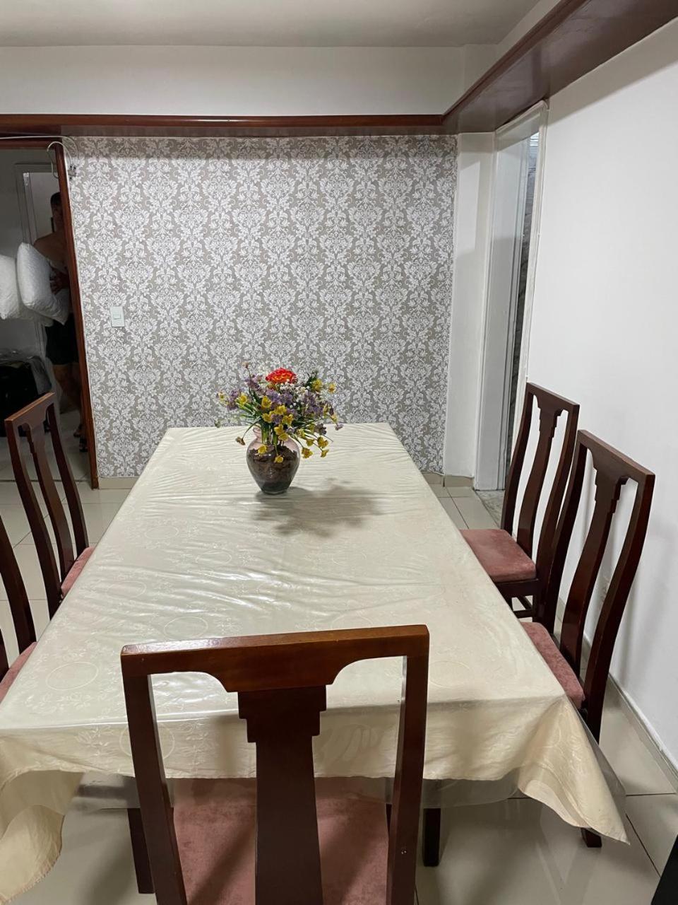 Inteiro 170m2 Com 3 Quartos - 100m Da - Check-in Flexível * Fortaleza (Ceara)